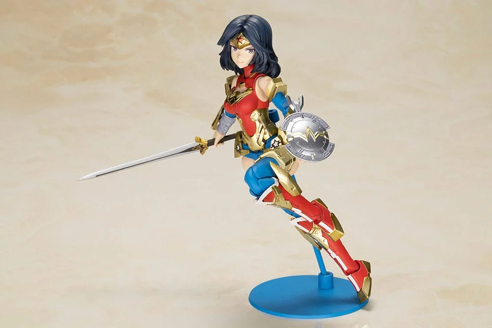 DC Comics - Plastic Model Kit - Wonder Woman (Humikane Shimada Ver.)