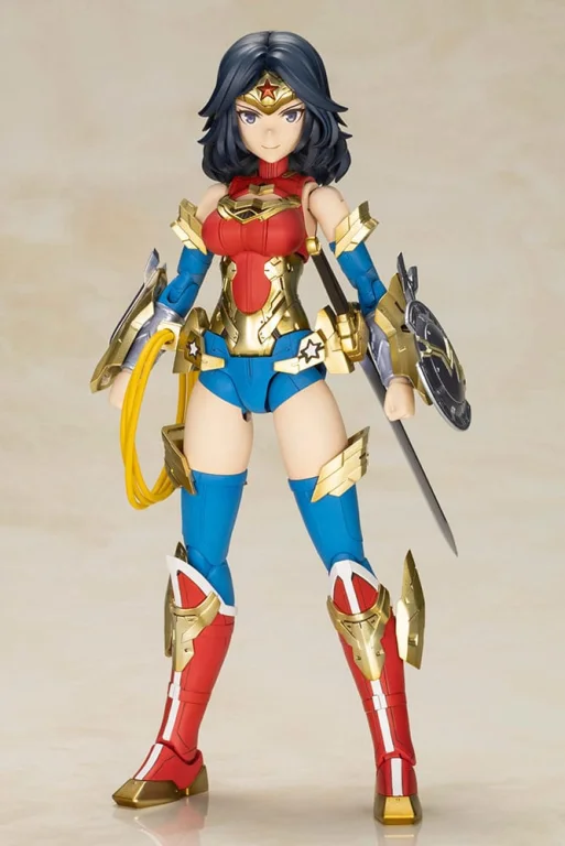 DC Comics - Plastic Model Kit - Wonder Woman (Humikane Shimada Ver.)