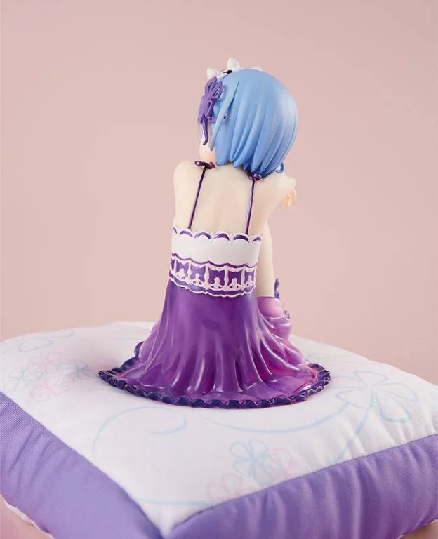 Re:ZERO - Scale Figure - Rem (Birthday Purple Lingerie Ver.)