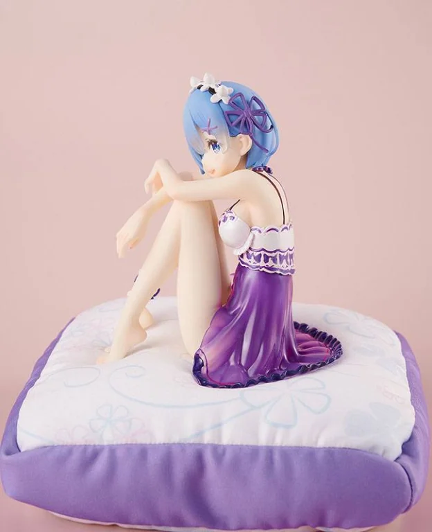 Re:ZERO - Scale Figure - Rem (Birthday Purple Lingerie Ver.)