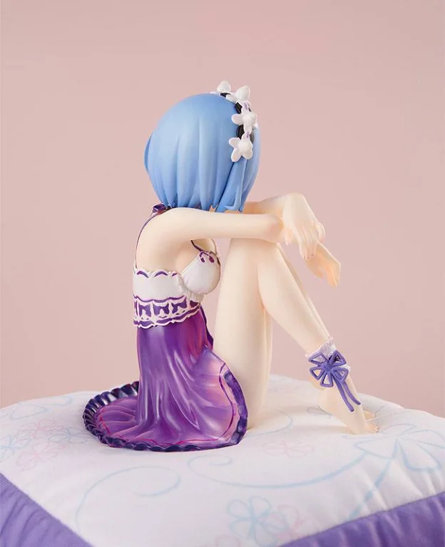 Re:ZERO - Scale Figure - Rem (Birthday Purple Lingerie Ver.)