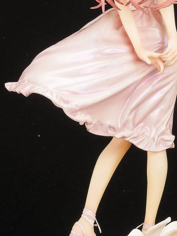 TID - Scale Figure - Niya