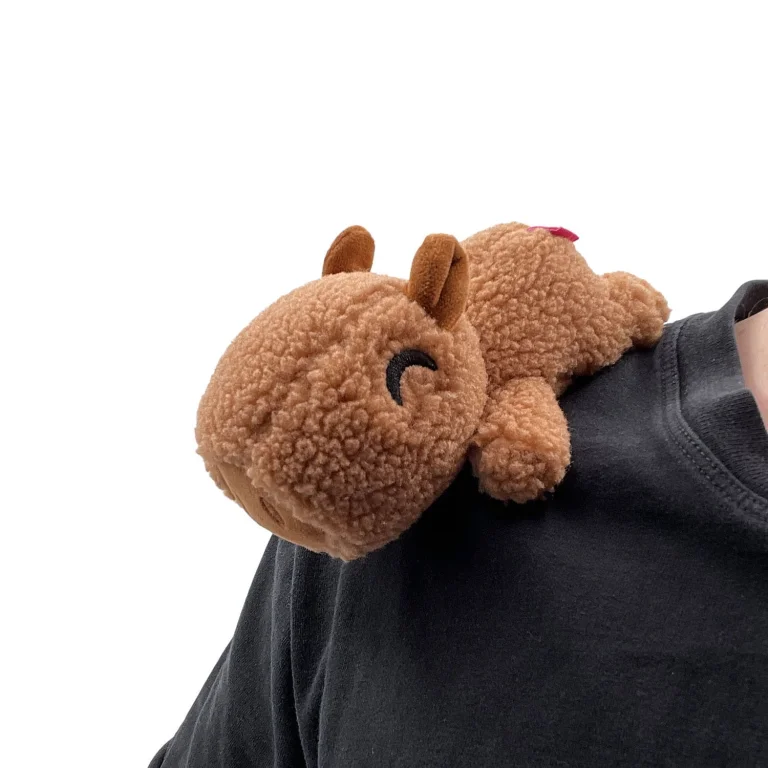 Youtooz - Pl&uuml;sch - Capybara (Shoulder Rider)