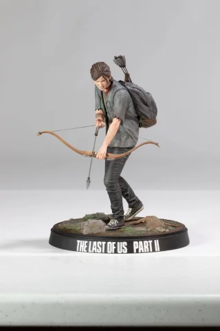 Produktbild zu The Last of Us - Non-Scale Figure - Ellie (with Bow)