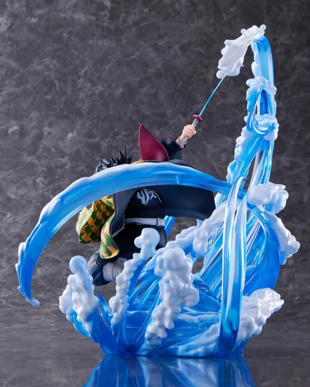 Demon Slayer - Scale Figure - Giyū Tomioka (DX Ver.)