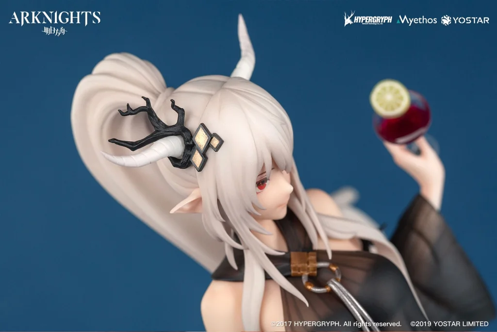 Arknights - Scale Figure - Shining (Summer Time Ver.)
