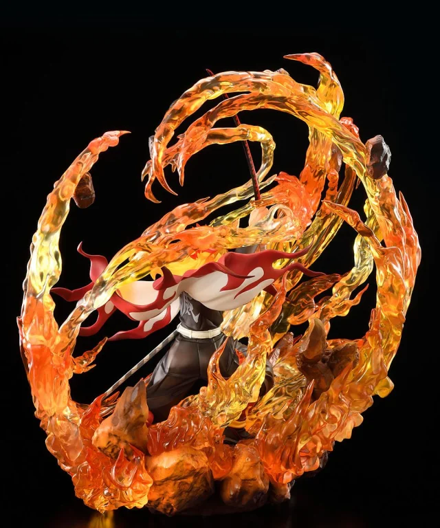 Demon Slayer - Scale Figure - Kyōjurō Rengoku (DX Ver.)
