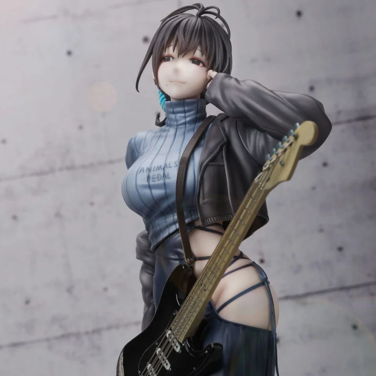Hitomio - Non-Scale Figure - Guitar MeiMei (Backless Dress)