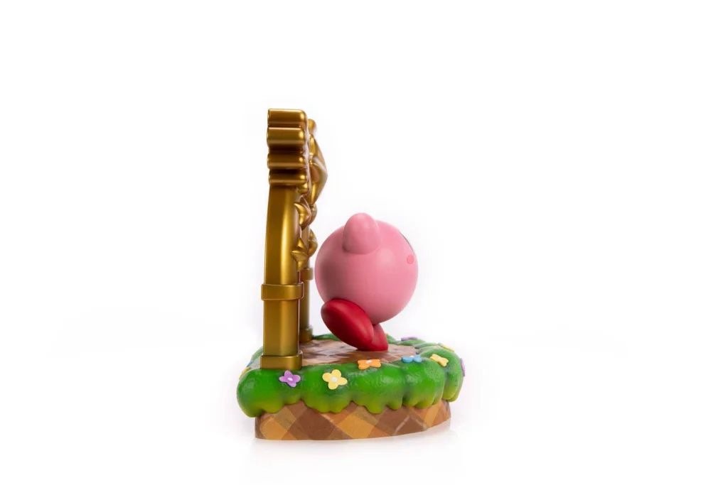 Kirby - Non-Scale Figure - Kirby and the Goal Door
