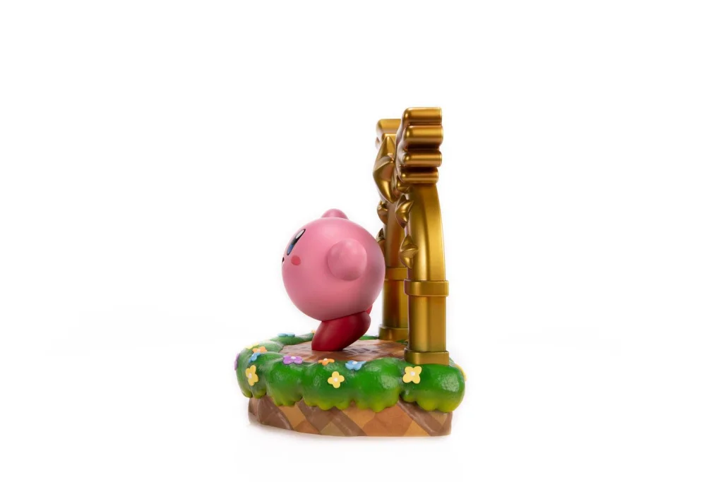 Kirby - Non-Scale Figure - Kirby and the Goal Door
