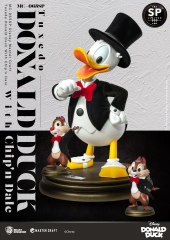 Produktbild zu Disney - Master Craft - Tuxedo Donald Duck with Chip'n Dale