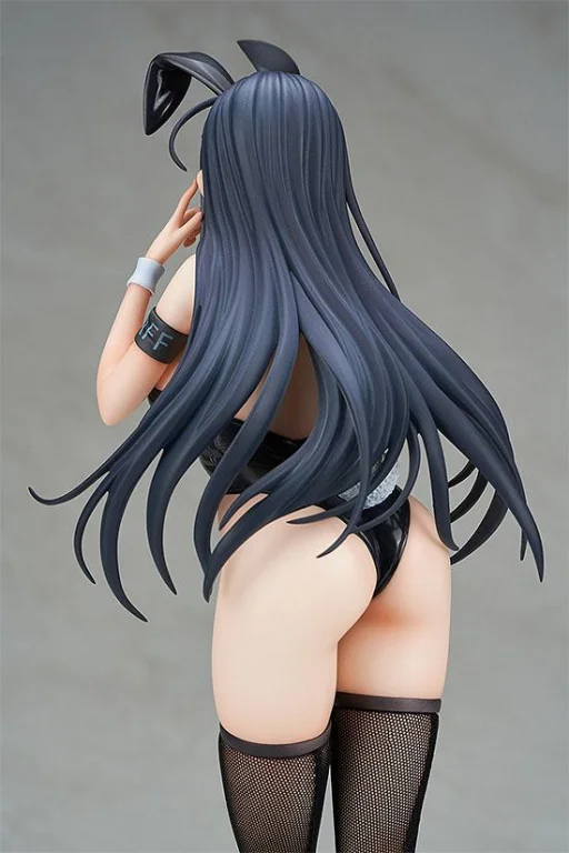 ICOMOCHI - Scale Figure - Black Bunny Aoi