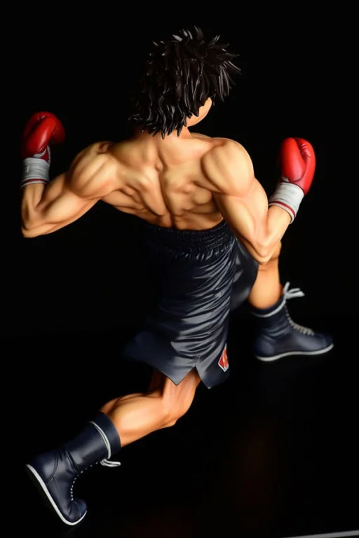 Hajime no Ippo - Scale Figure - Takeshi Sendō (Finish Blow Damage Ver.)