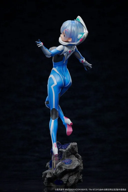 Re:ZERO - Scale Figure - Rem (A×A SF Space Suit)