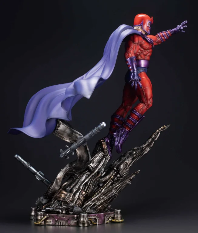 Marvel - Fine Art Statue - Magneto