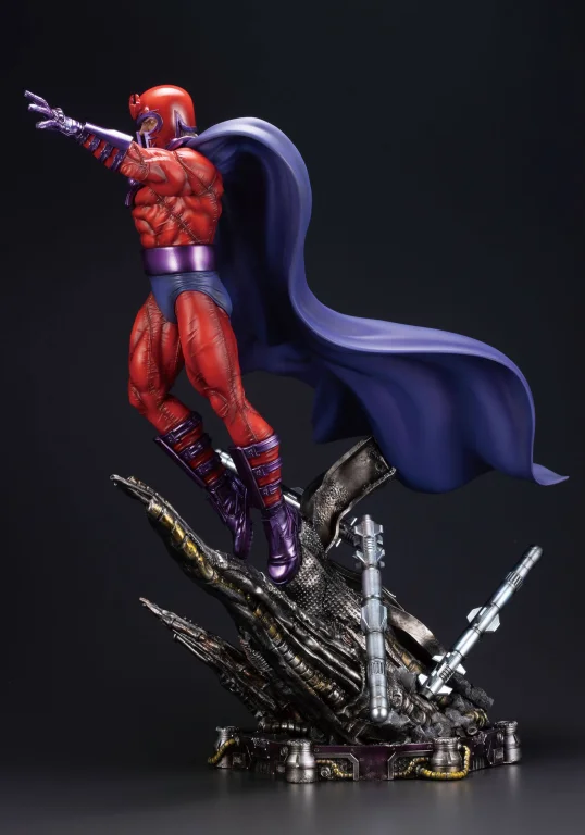 Marvel - Fine Art Statue - Magneto