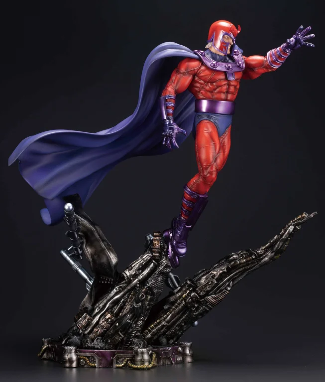 Marvel - Fine Art Statue - Magneto